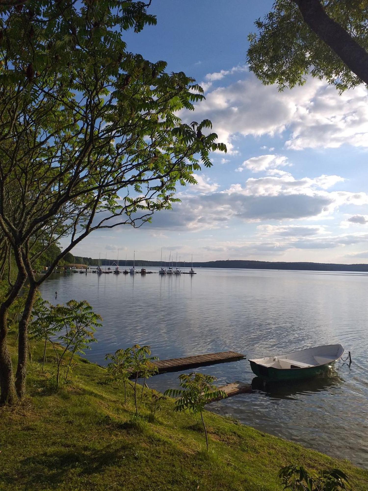 Apartamento Cztery Pory Warmii Pluski Pokoje Do Wynajecia Exterior foto